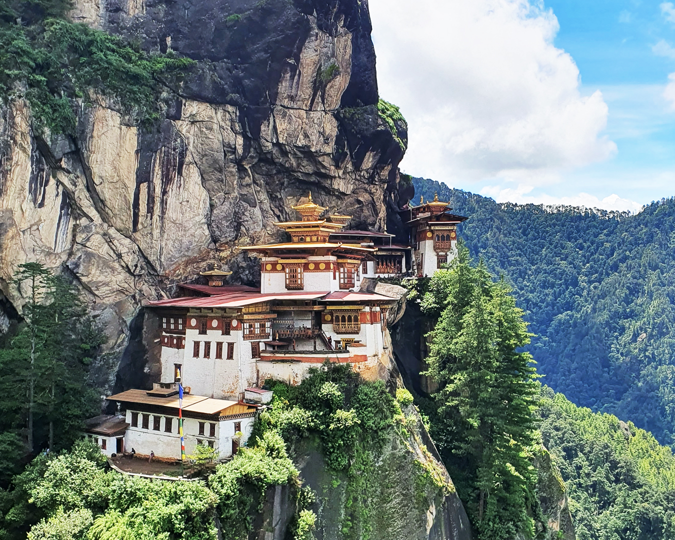 Heritage of Bhutan Tour