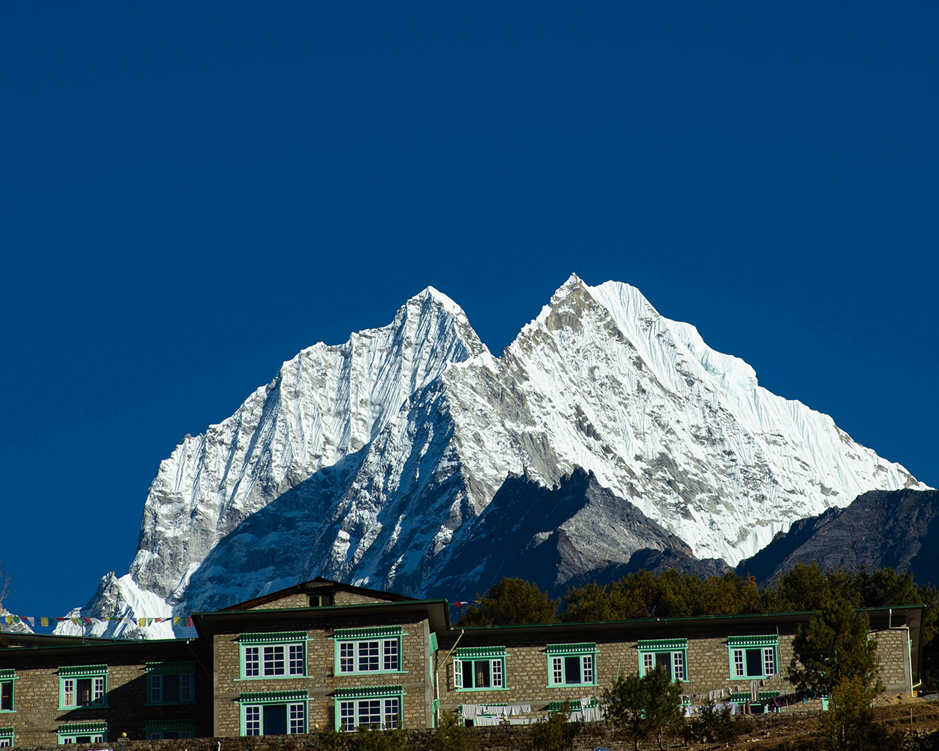 Luxury Everest View Trek
