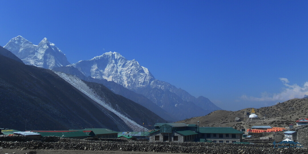 Mountains from Everest Trekking