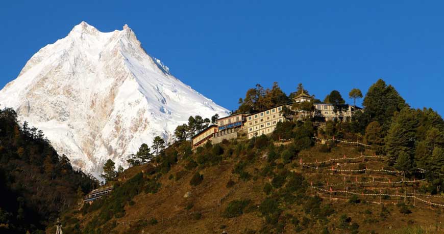 short manaslu circuit trek