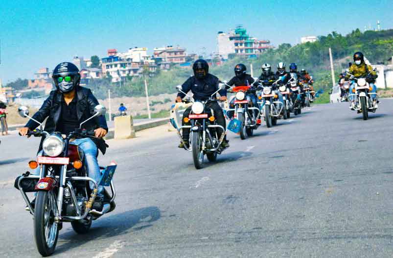 motor bike tour in nepal