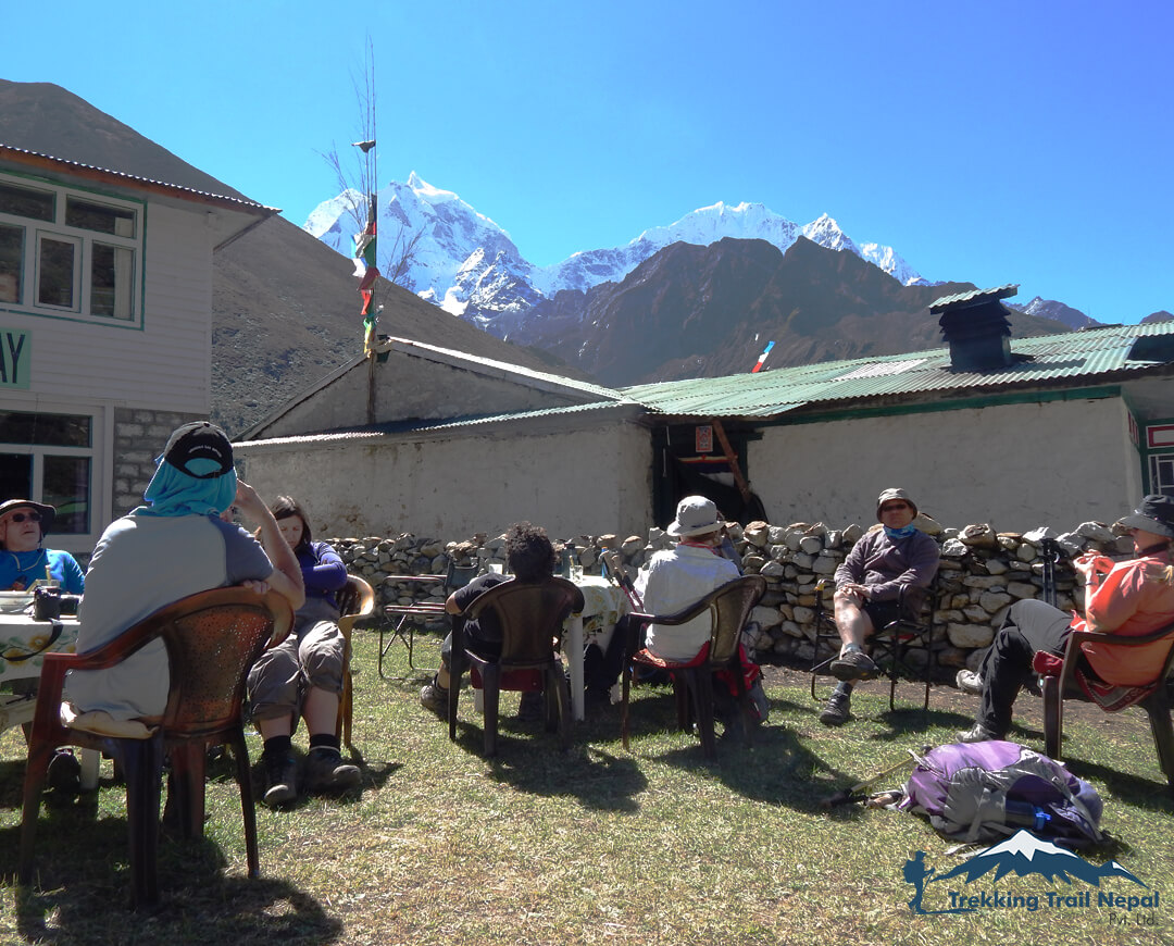 Mountains on Everest Trekking