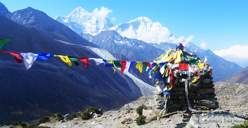 things to avoid while trekking to everest base camp