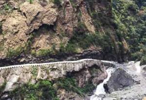 Road Trail to Everest; Lukla