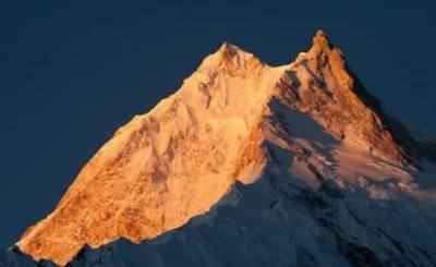 manaslu trekking