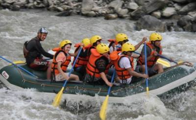 rafting in nepal