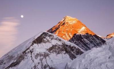 trekking in nepal