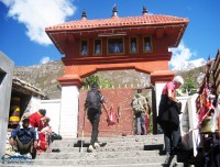 muktinath temple entrance
