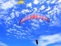 paragliding in nepal