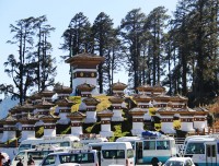 pass between thimpu and punakha