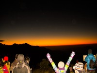 sunrise view from poon hill trekking