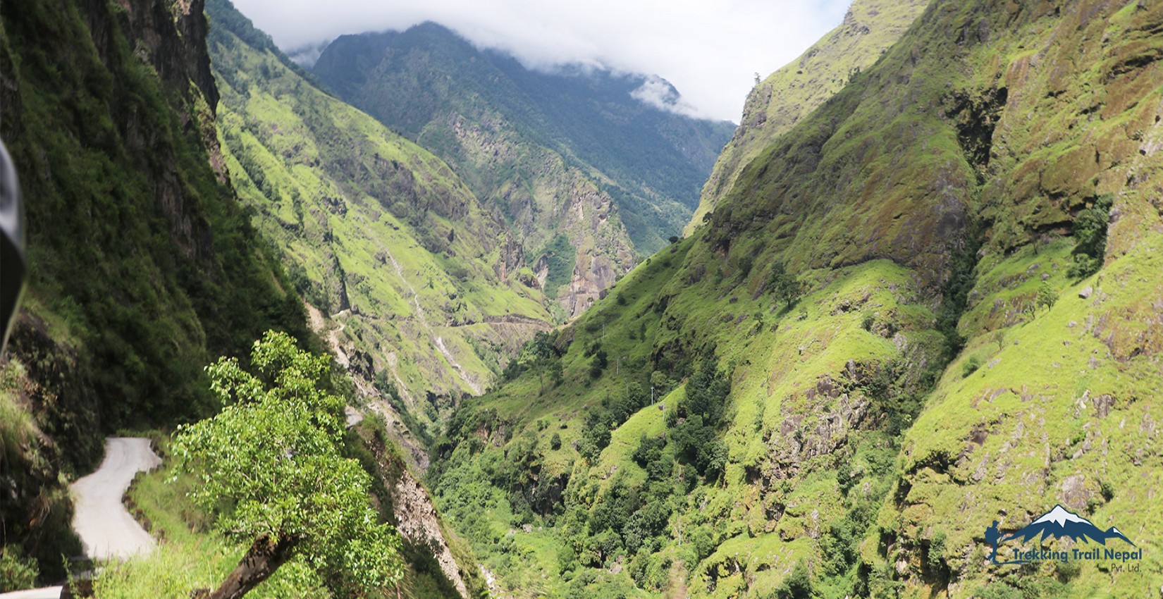 Manang Drive Tour - Cliff Road Section