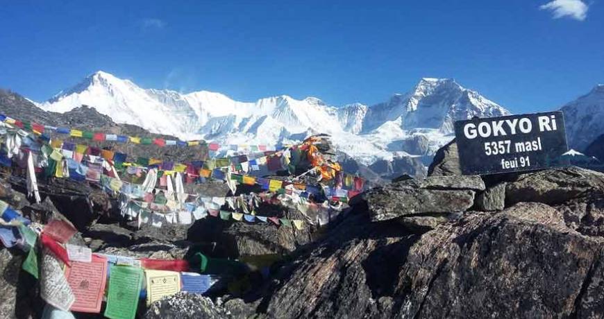 gokyo lake trek