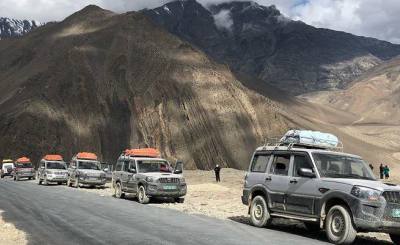 upper mustang drive tour